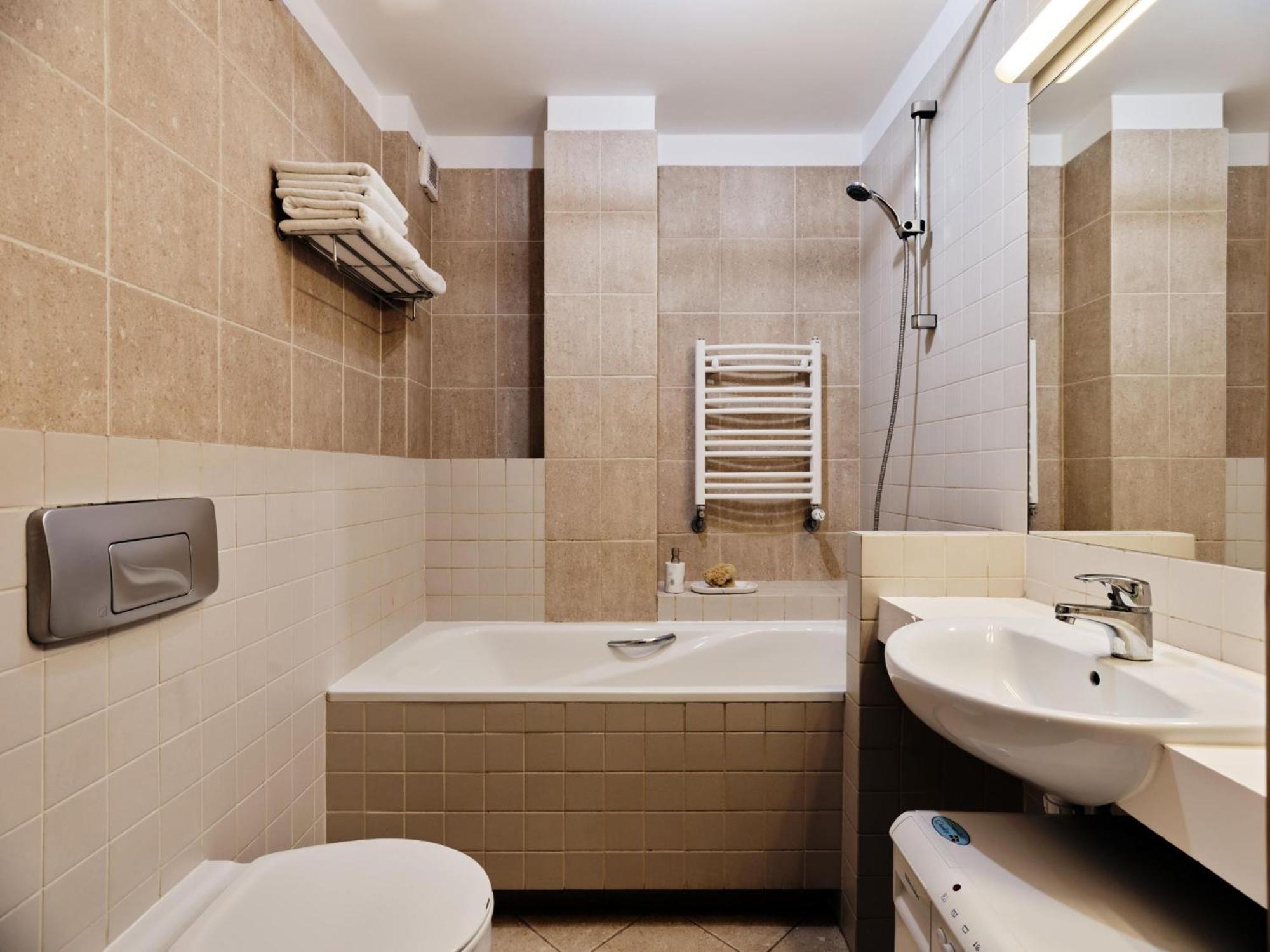 Apartamenty Media Park Varsovie Extérieur photo